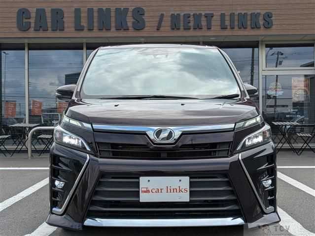 2017 Toyota Voxy