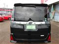 2017 Toyota Voxy