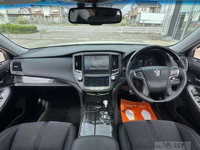 2013 Toyota Crown Hybrid