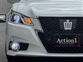 2013 Toyota Crown Hybrid