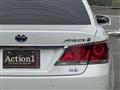 2013 Toyota Crown Hybrid