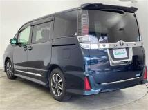 2017 Toyota Voxy