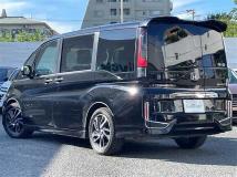 2017 Honda Step WGN