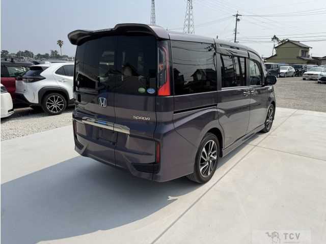2016 Honda Step WGN