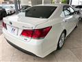 2014 Toyota Crown Hybrid