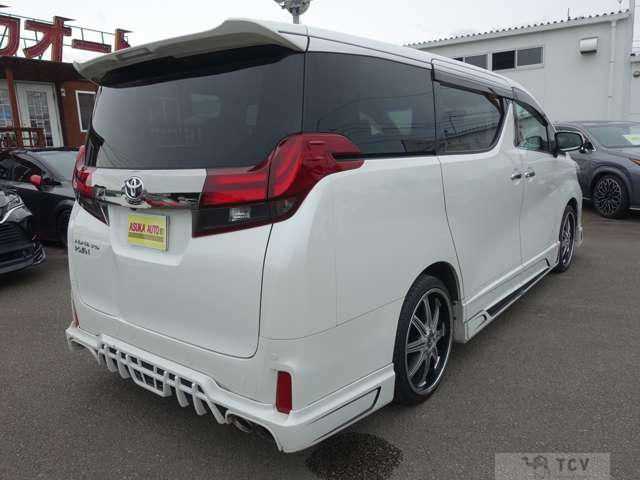 2016 Toyota Alphard