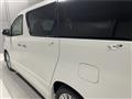2012 Toyota Alphard