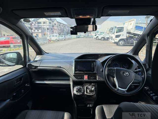 2017 Toyota Noah