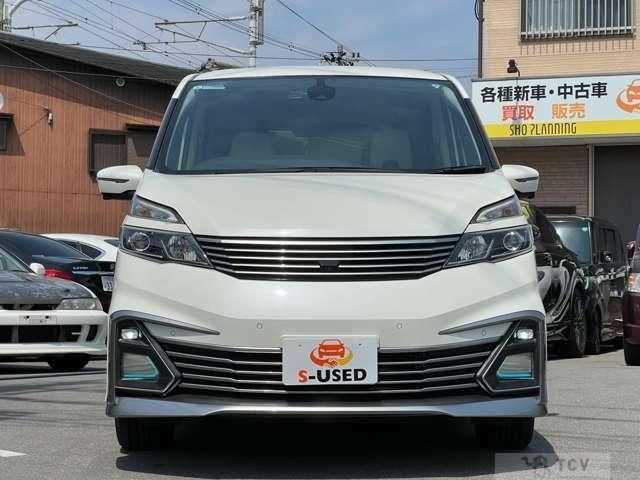 2017 Nissan Serena