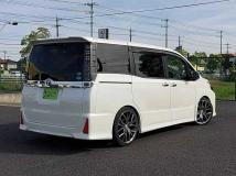 2017 Toyota Voxy