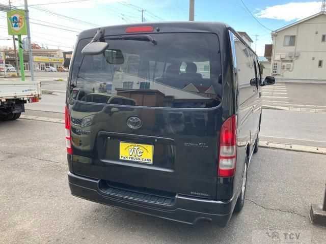 2007 Toyota Hiace Van