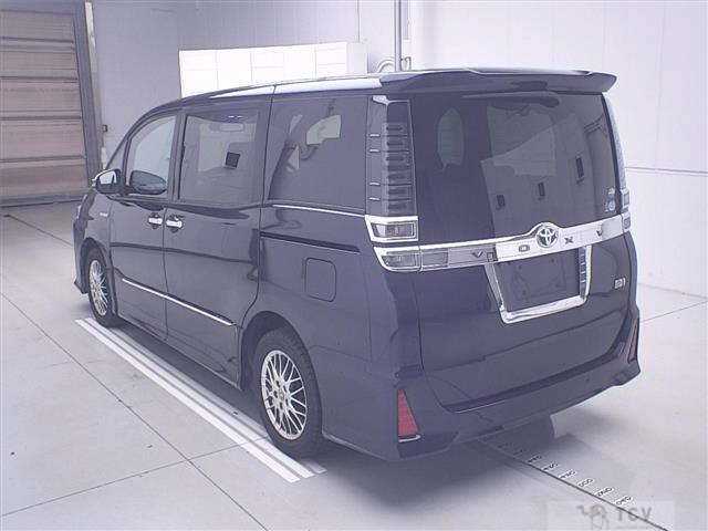 2020 Toyota Voxy