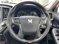 2013 Toyota Crown Hybrid