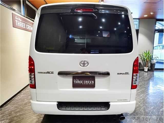 2015 Toyota Regiusace Van