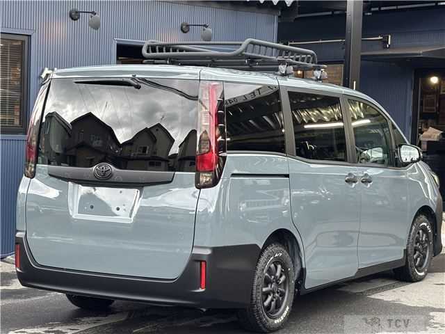 2016 Toyota Noah