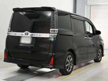 2020 Toyota Voxy