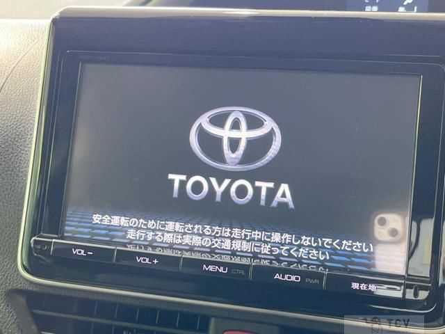2016 Toyota Voxy