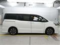 2017 Toyota Voxy