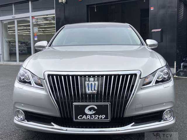 2014 Toyota Crown Majesta