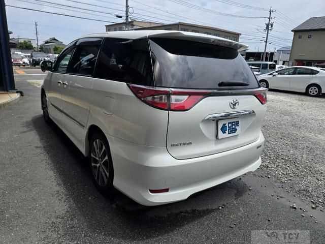 2017 Toyota Estima