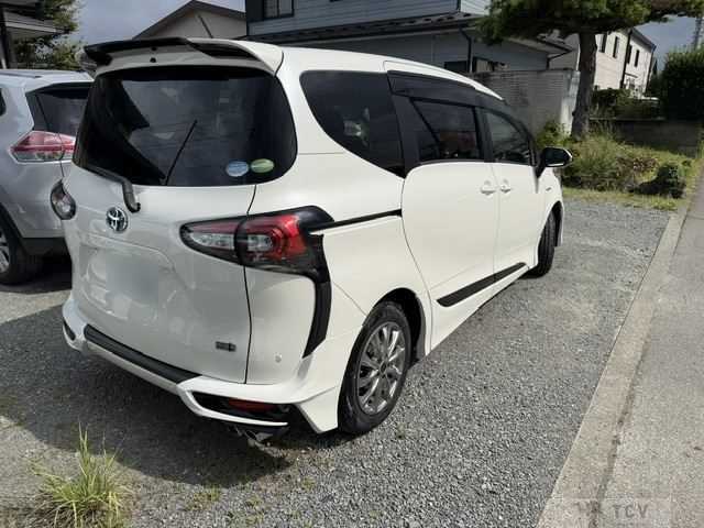 2020 Toyota Sienta