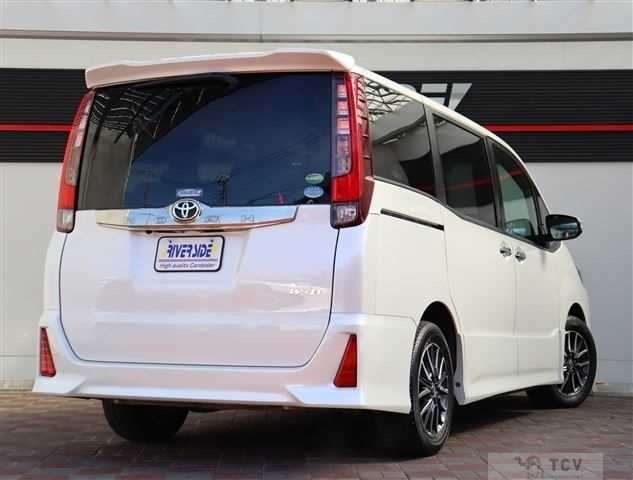 2017 Toyota Noah