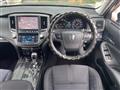 2015 Toyota Crown Hybrid