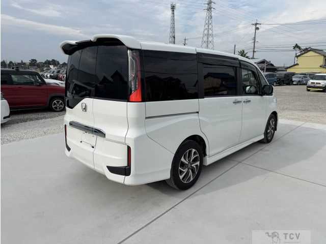 2017 Honda Step WGN