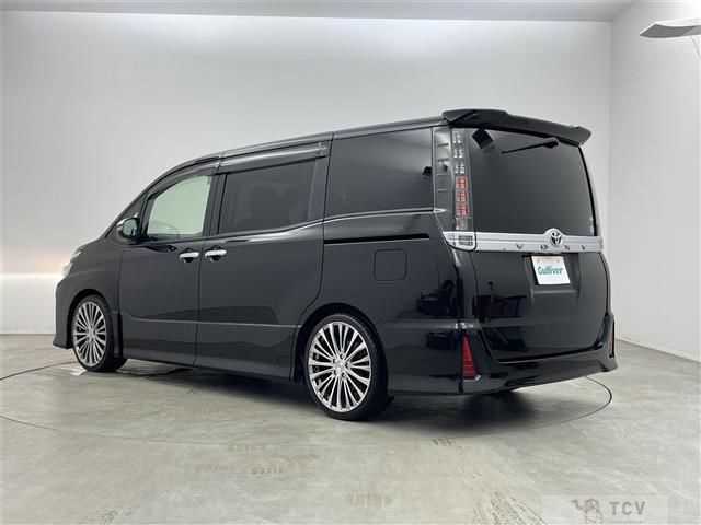 2015 Toyota Voxy