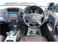 2011 Mitsubishi Pajero