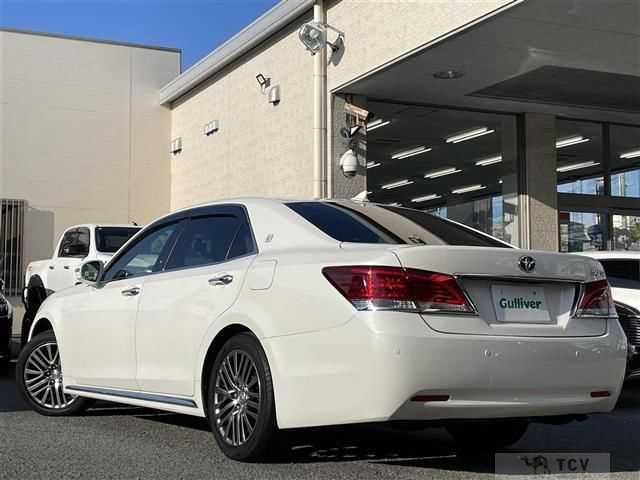 2014 Toyota Crown Majesta
