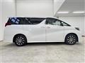 2015 Toyota Alphard