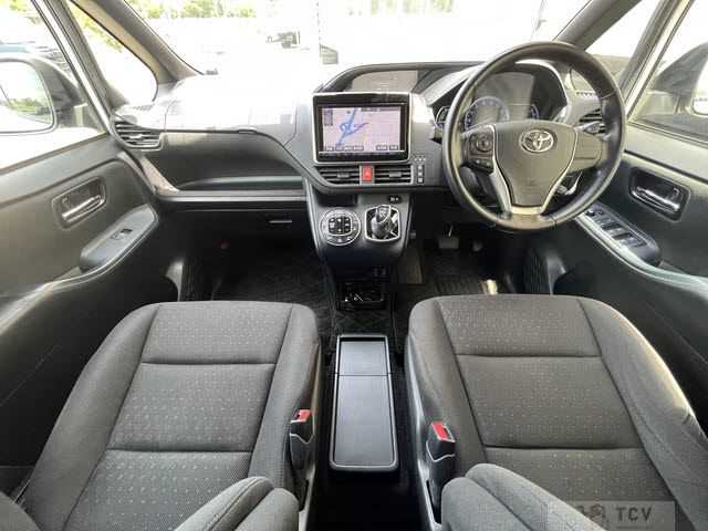 2016 Toyota Voxy