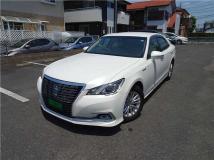 2016 Toyota Crown Hybrid