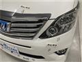 2012 Toyota Alphard Hybrid