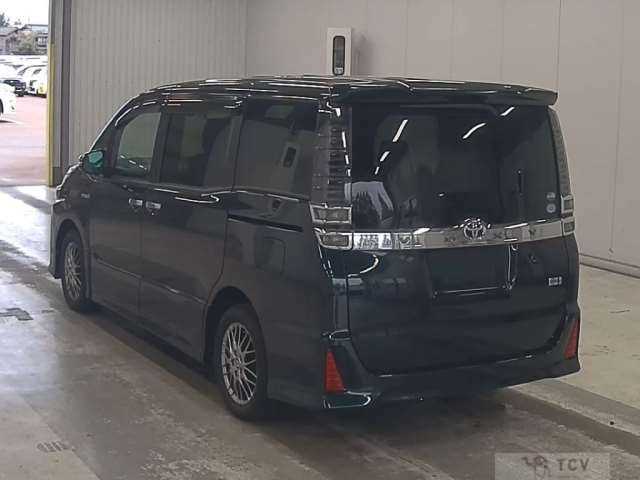 2018 Toyota Voxy
