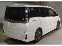 2017 Toyota Voxy