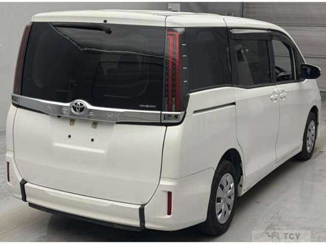 2020 Toyota Noah