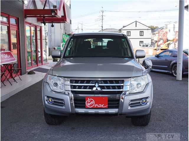 2014 Mitsubishi Pajero
