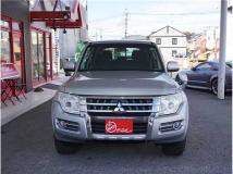 2014 Mitsubishi Pajero