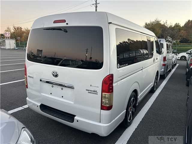 2013 Toyota Hiace