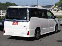 2016 Toyota Voxy