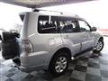 2017 Mitsubishi Pajero
