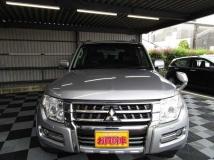 2017 Mitsubishi Pajero