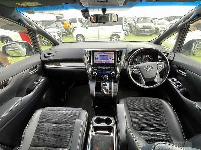 2016 Toyota Vellfire