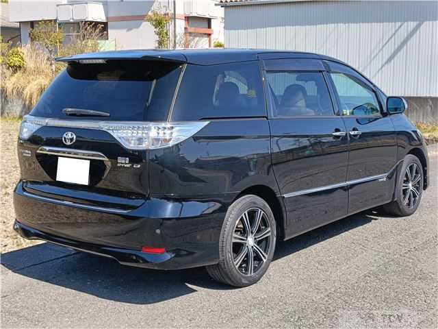2011 Toyota Estima Hybrid