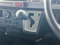 2006 Toyota Hiace