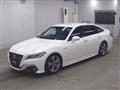 2019 Toyota Crown Hybrid