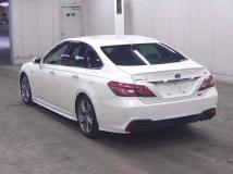 2019 Toyota Crown Hybrid