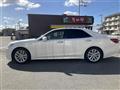 2014 Toyota Crown Hybrid